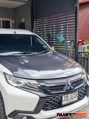 Misubishi Pajero หุ้มสติ๊กเกอร์เคฟล่า ฝาหน้า ลายรังผึ้ง ( เกรด PET )