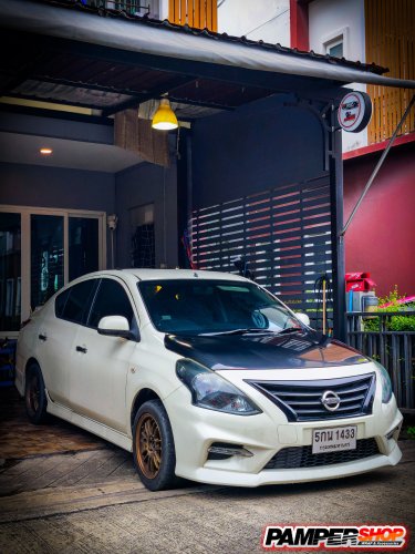 Nissan Almera หุ้มสติ๊กเกอร์เคฟล่า ฝากระโปรงหน้า Epoxy (เกรด PET ) เงาๆ