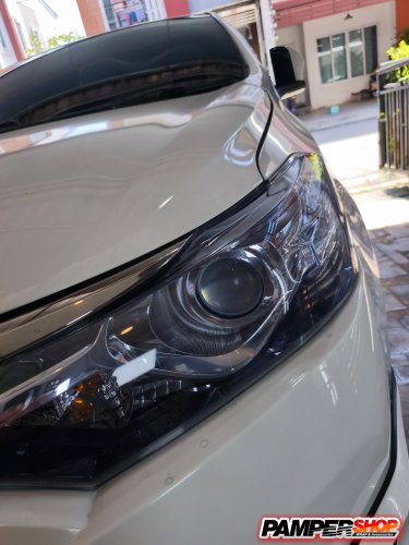 Toyota Vios Gen 3 ขัดไฟหน้า + หุ้มฟิล์มไฟหน้า สีฟ้าไฮบริด เกรด TPH