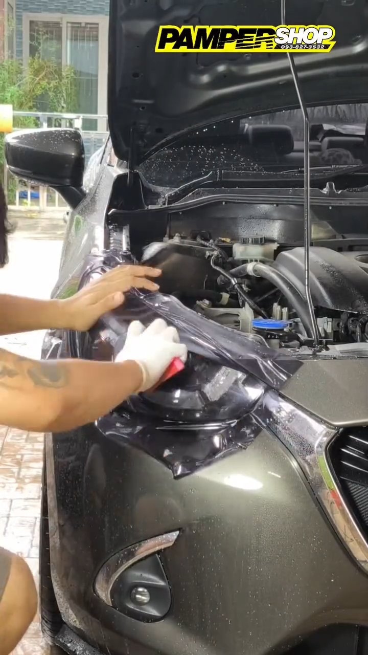 Mazda 2 Skyactive ขัดไฟหน้า+หุ้มฟิล์มไฟ เกรด TPH PU สีดำอ่อน สโม๊ก (เบอร์อ่อนสุด)